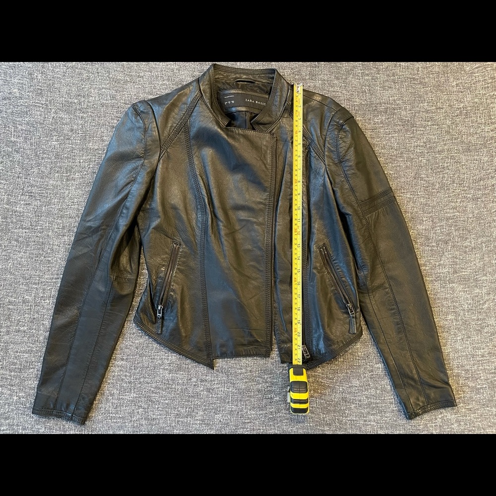 Zara Basic Crop leather jacket